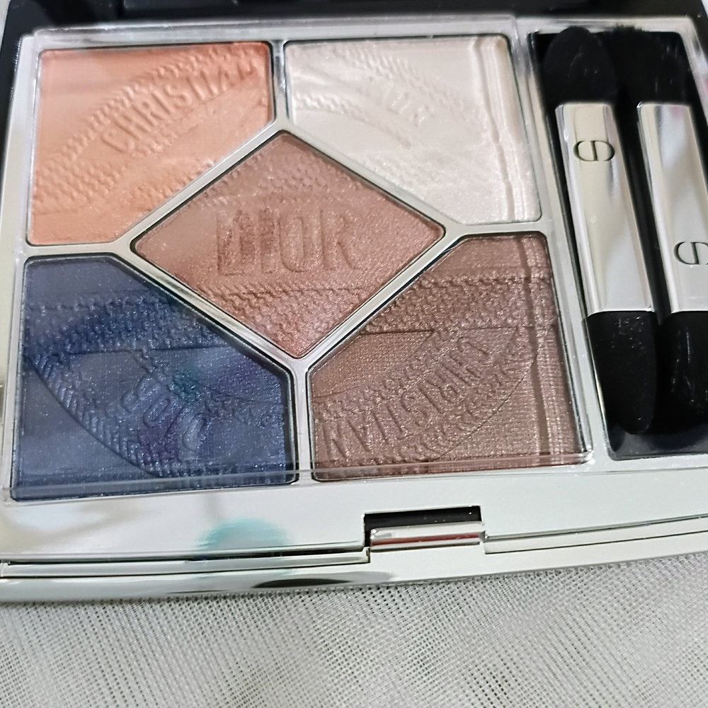 Dior Diorshow 5 Couleurs Eyeshadow Palette 233, ✨Limited Edition✨Eden Rock, NIB - Picture 2 of 7